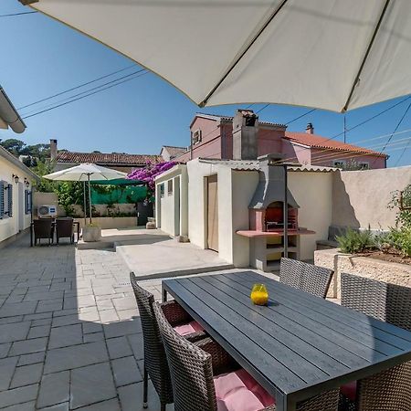 Apartments Relax Велі-Лошинь Екстер'єр фото
