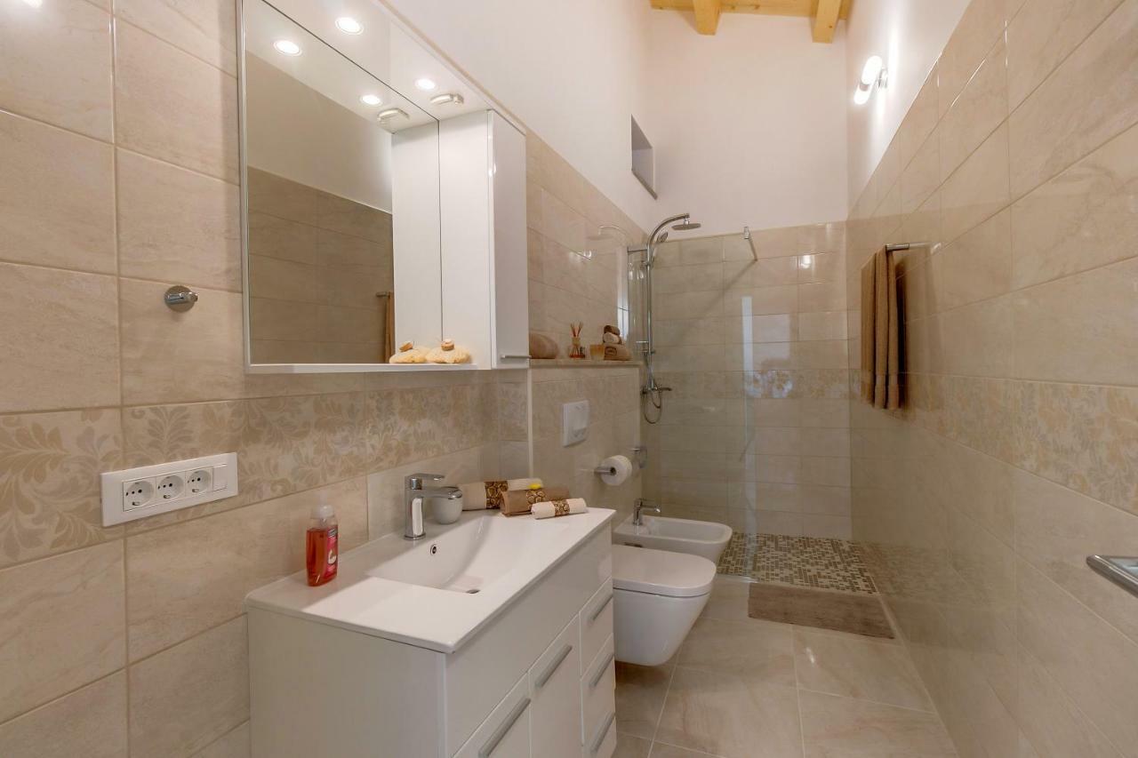 Apartments Relax Велі-Лошинь Екстер'єр фото