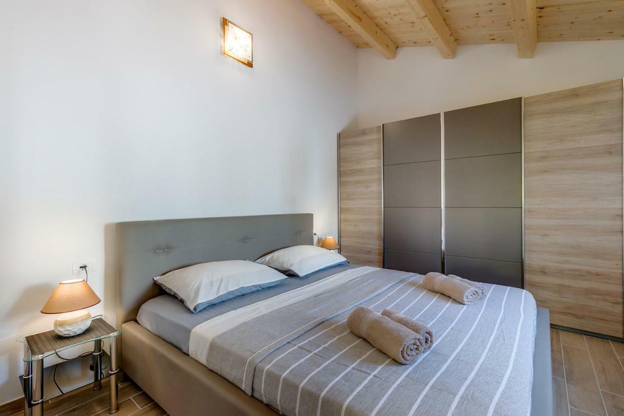 Apartments Relax Велі-Лошинь Екстер'єр фото