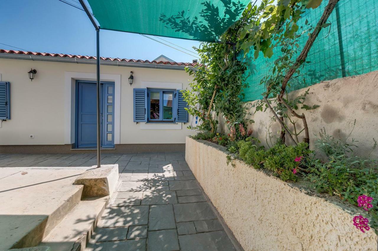 Apartments Relax Велі-Лошинь Екстер'єр фото