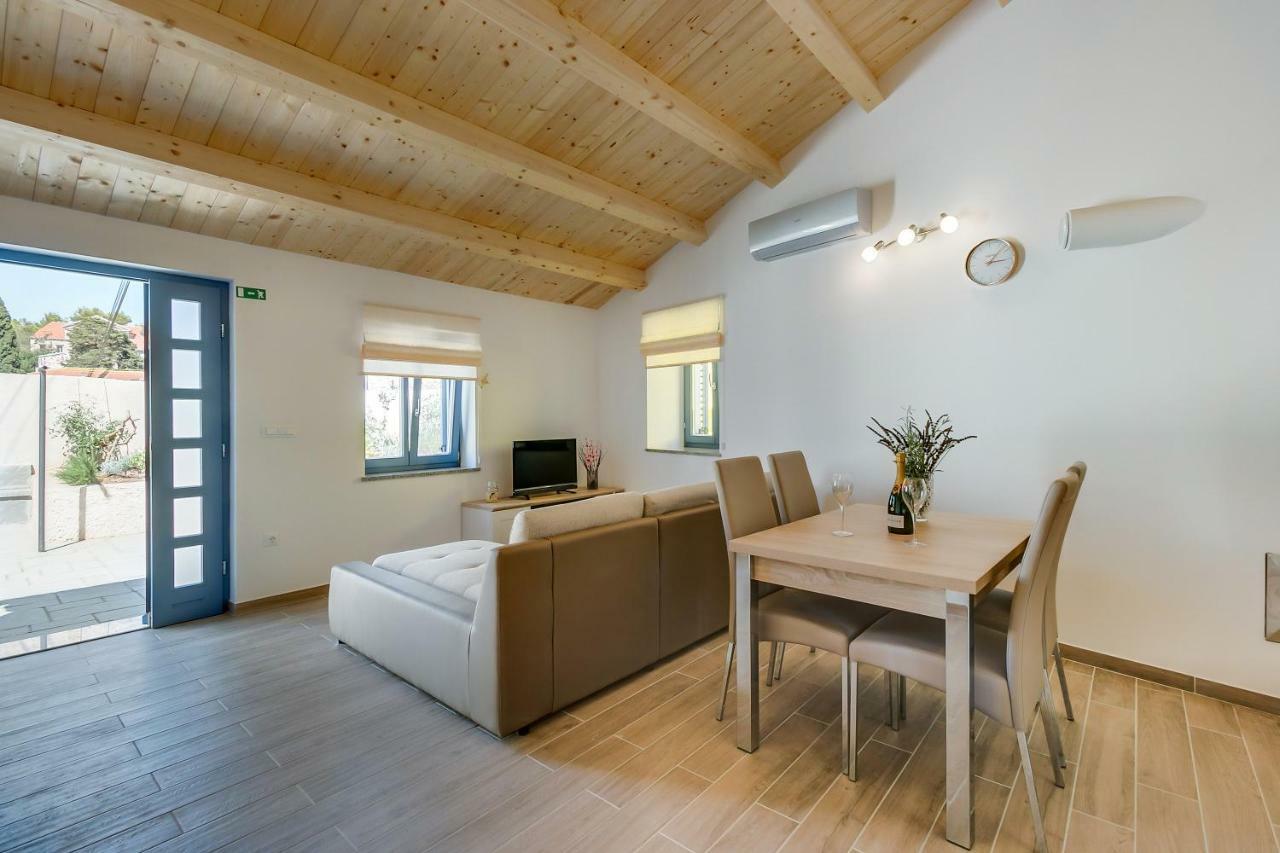 Apartments Relax Велі-Лошинь Екстер'єр фото