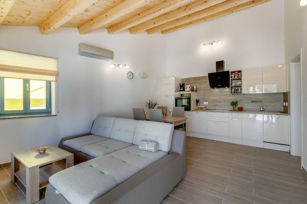 Apartments Relax Велі-Лошинь Екстер'єр фото