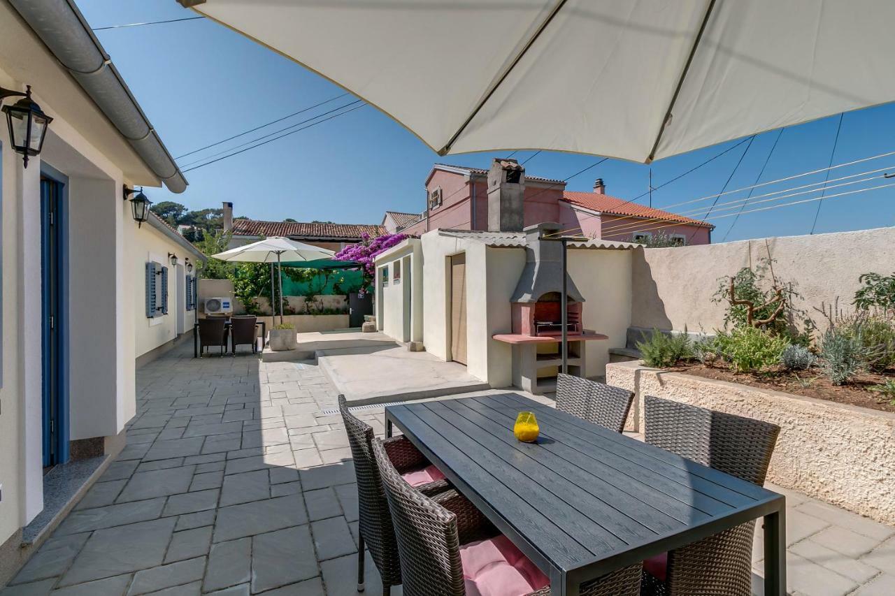 Apartments Relax Велі-Лошинь Екстер'єр фото