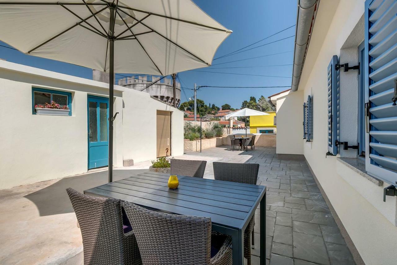 Apartments Relax Велі-Лошинь Екстер'єр фото